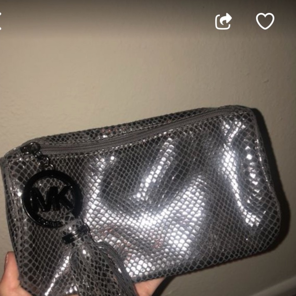 Make up bag